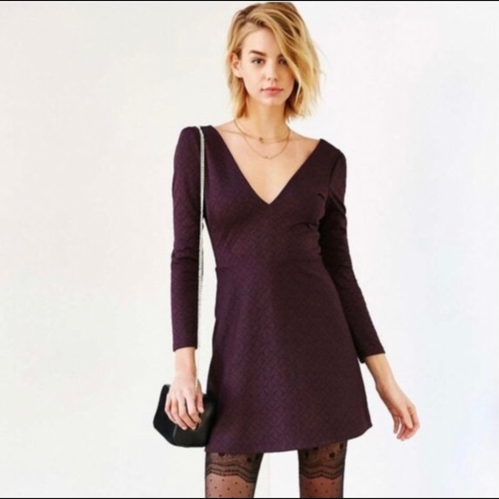 Urban Outfitters Cooperative plum v-neck dress medium